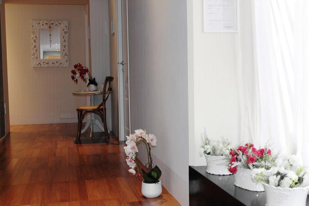 5 Rooms Apartment For 7 People Near Coloseum Rome Exterior photo