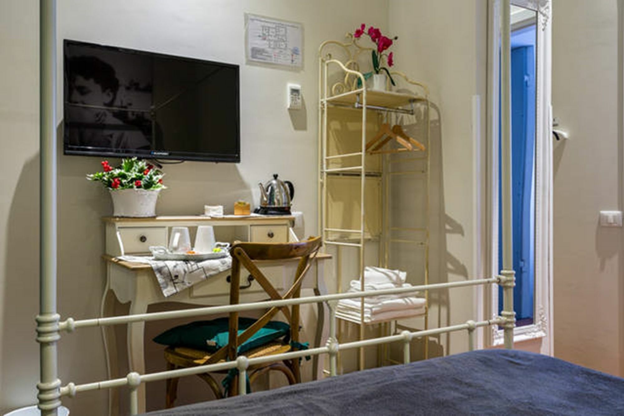 5 Rooms Apartment For 7 People Near Coloseum Rome Exterior photo